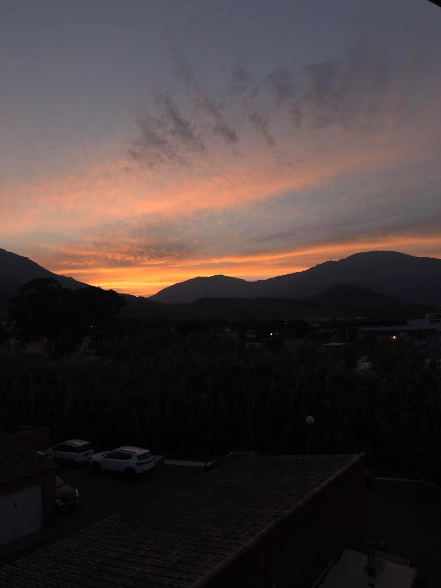 T2 - Vue Montagne * Biguglia (Corsica)
